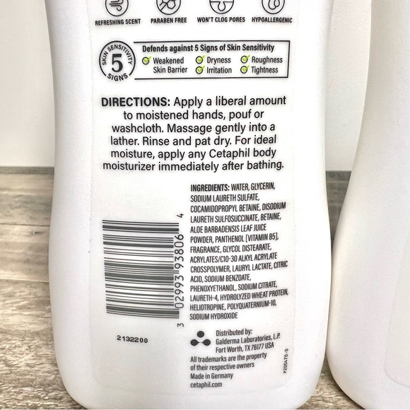 Cetaphil Ultra Gentle Body Wash x 2 Bottles - Picture 6 of 9